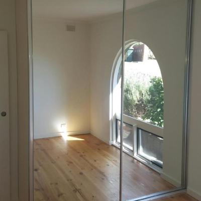Full Mirrored Doors Wardrobe2